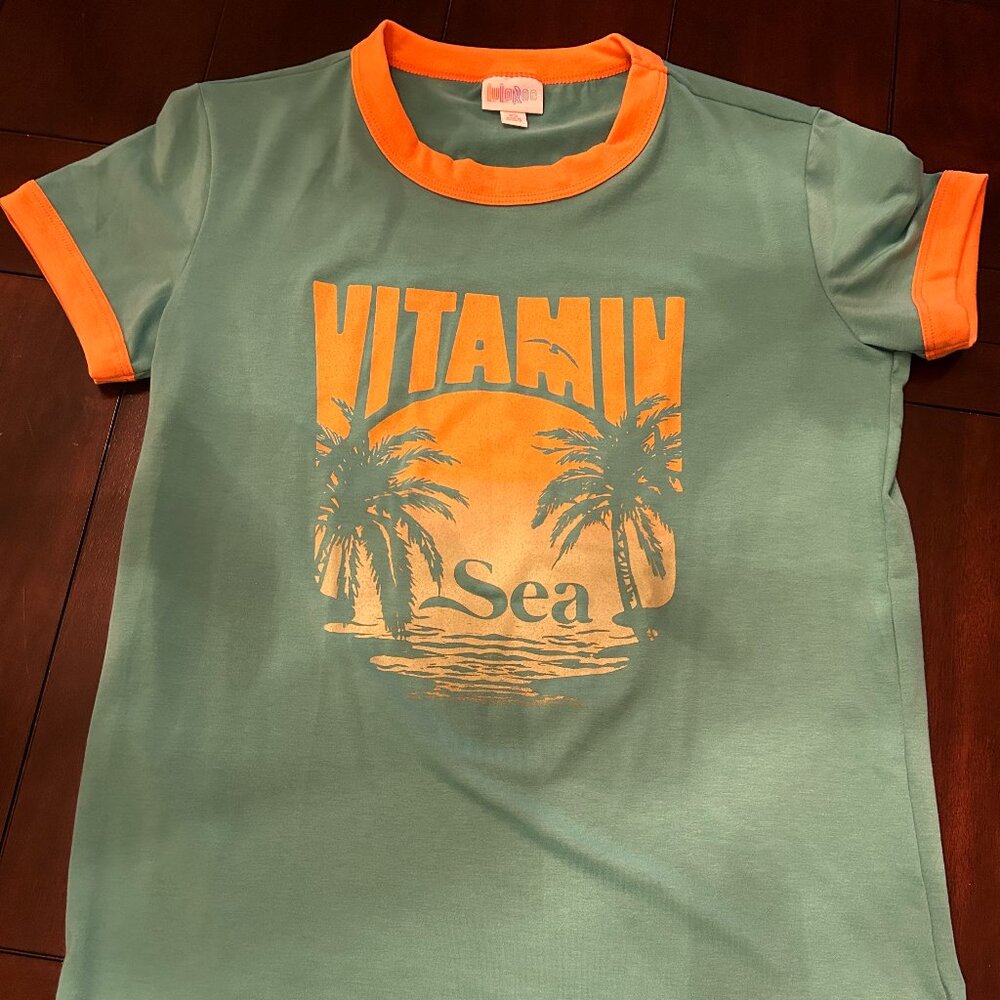 Green and Orange Lularoe Liv Graphic Tee "Vitamin Sea" Size XS